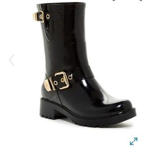 Vince Camuto 💧 Hinch rain boot